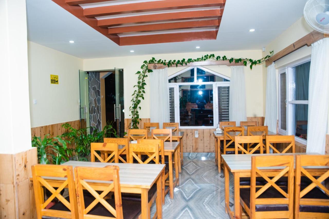 Hotel Olympus Pokhara Extérieur photo