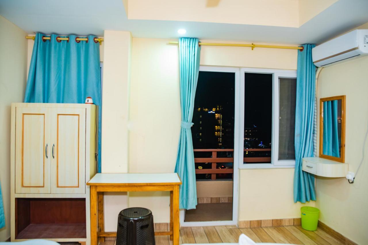 Hotel Olympus Pokhara Extérieur photo