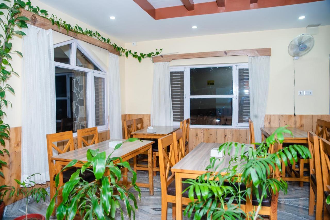 Hotel Olympus Pokhara Extérieur photo